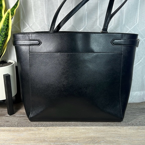 Kate Spade Black Shoulder Bag in GUC! - Picture 2 of 8